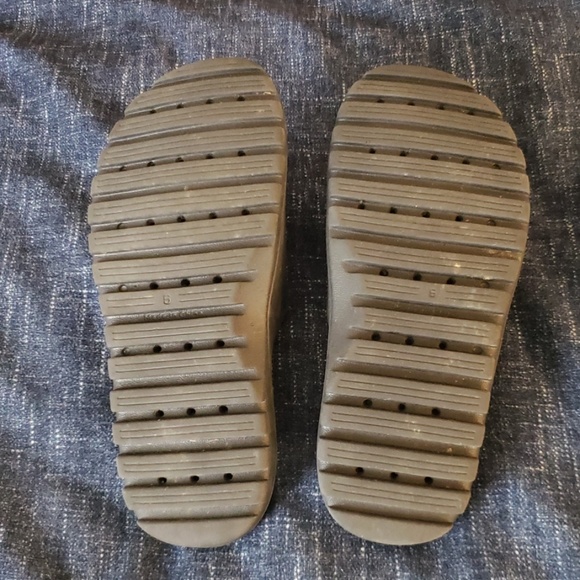 jordan shower slides